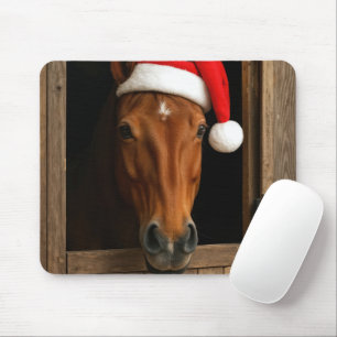 Mousepad Cavalo Vestindo um Gorro de Papai Noel