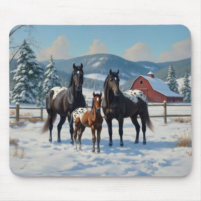 Mousepad Cavalos de Appaloosa Pretos numa Fazenda no invern (Frente)