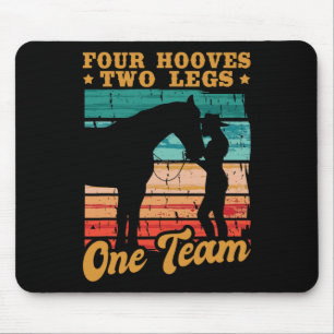 Mousepad Cavalos Quatro Cascos Duas Pernas Uma Rapariga de