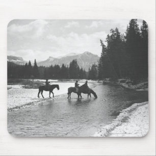 Mousepad Cavalos que bebem de e que cruzam um rio