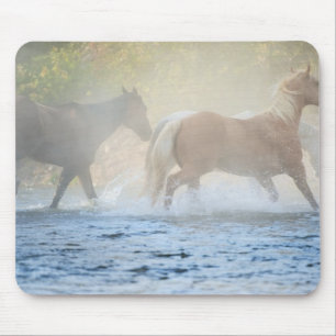 Mousepad Cavalos selvagens que funcionam através da água