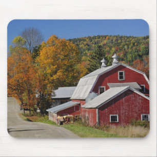 Mousepad Celeiro rural clássico e estrada, White Mountain