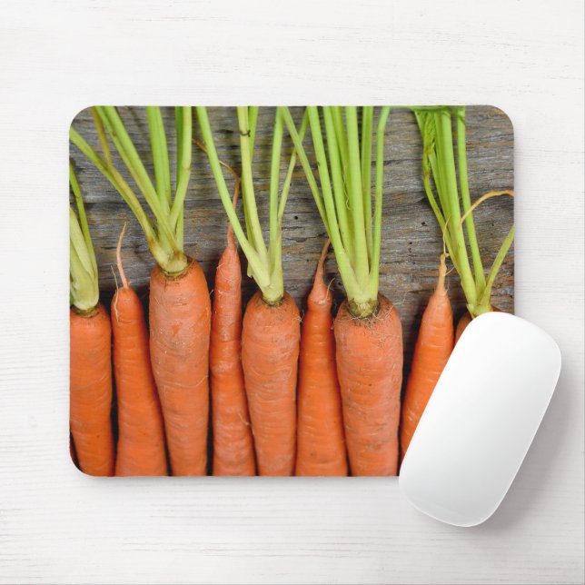 Mousepad Cenouras Sobre Madeira (Com mouse)