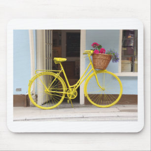 Mousepad Cesta amarela da bicicleta e da flor do vintage