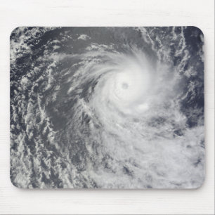 Mousepad Ciclone Anja sobre o Oceano Índico do sul