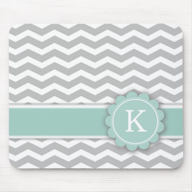Mousepad Cinza Chevron do monograma da hortelã da letra K (Frente)