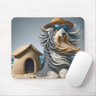 Mousepad Collie Barbudo Com Casa de Cachorro em Castelo de 