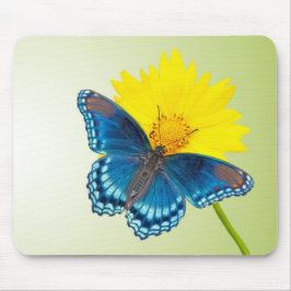 Mousepad com borboleta e flor