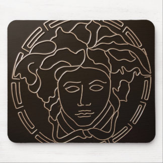 Mousepad com logotipo por Peter Virgancz