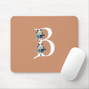 Mousepad Cor simples e fofa azul floral inicial única Beige