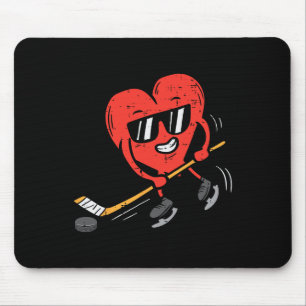 Mousepad Coração Jogando Hóquei no Gelo Dia dos Namorados A