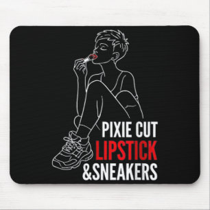 Mousepad Corte pixie feminino batom e tênis engraçado