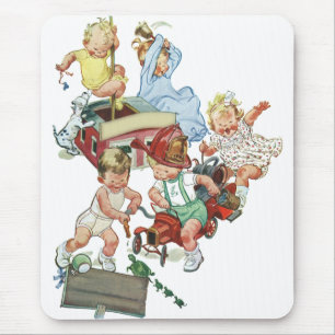 Mousepad Crianças Pequenas Antigas Brincando com Caminhões