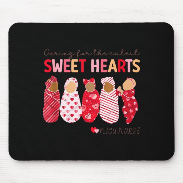 Mousepad Cuidando dos Queridinhos Mais Fofos Enfermeira Nic (Frente)