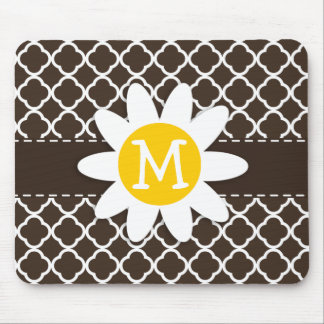 Mousepad Daisy em Bistre Brown Quatrefoil