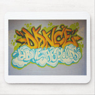 Mousepad Dança acima dos grafites das nuvens