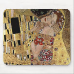 Mousepad Detalhe do Beijo de Gustav Klimt (cerca de 1908)<br><div class="desc">Um trabalho de arte clássico que passou para o dominio público e faz presentes maravilhosos e outros produtos. Uma das obras mais famosas de Gustav Klimt, The Kiss mostra o uso proeminente da folha de ouro, e foi inspirada pelo estilo de ornamentado dos antigos mosaicos. A Klimt (1862-1918) foi um...</div>