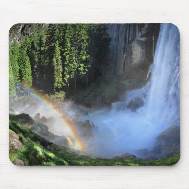 Mousepad Detalhe do Hiker de queda vernal e do arco-íris -  (Frente)