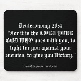 Mousepad Deuteronomia 20:4 citada em um mouse pad.