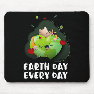 Mousepad Dia da Terra, Menina Abrindo Globo Salva Pl