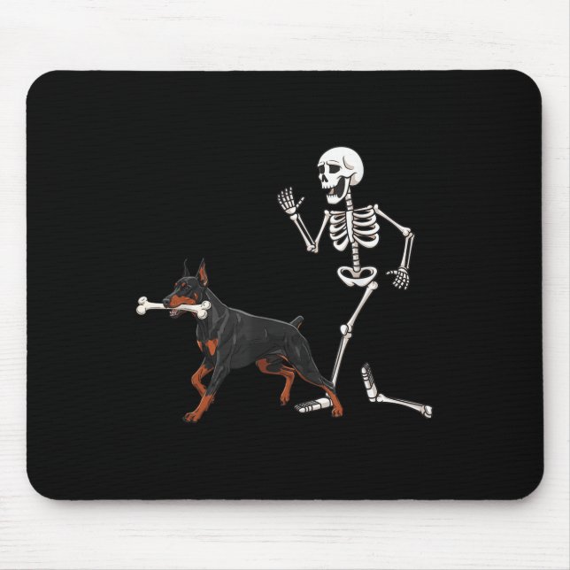 Mousepad Dia de as Bruxas engraçado Doberman Nscher E Skele (Frente)