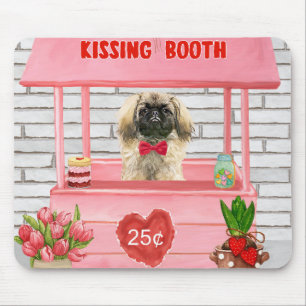 Mousepad dia de os namorados de Cachorro Pekingês beijando