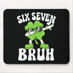 Mousepad Divertido dia de São Patrício seis sete bruh trevo