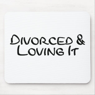 Mousepad Divorciado e amando o