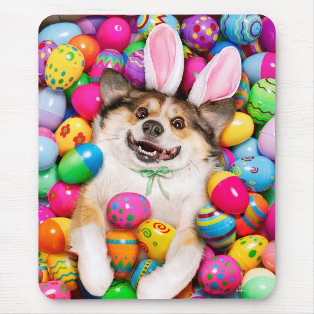 Mousepad Dog Laying on Easter Eggs (Frente)