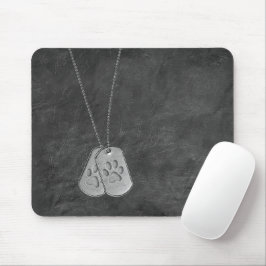Mousepad Dog tags militares com impressões de pata no rato 