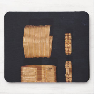 Mousepad Dois braceletes e um par de brincos