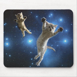 Mousepad Dois gatos do espaço que flutuam em torno da