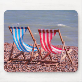 Mousepad Duas cadeiras de praia no tapete de praia