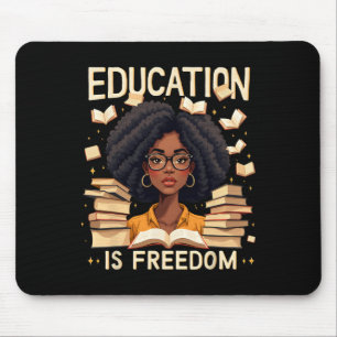 Mousepad Educação é liberdade - professor africano-american
