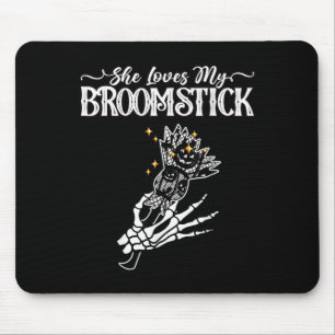 Mousepad Ela Ama Meu Cabo de Vassoura Eu Gosto do Casal de