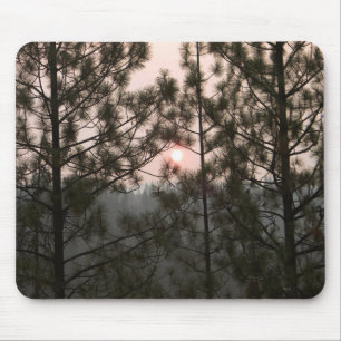 Mousepad Enfumaçado Sunrise do Carr Fire 2018...