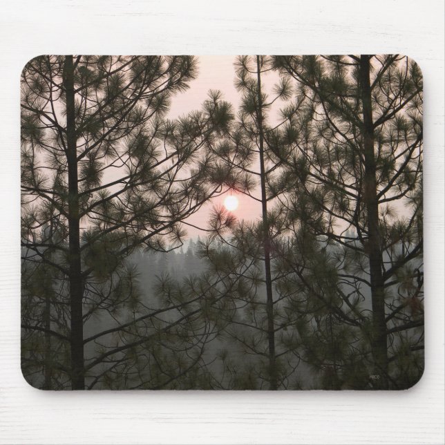 Mousepad Enfumaçado Sunrise do Carr Fire 2018... (Frente)