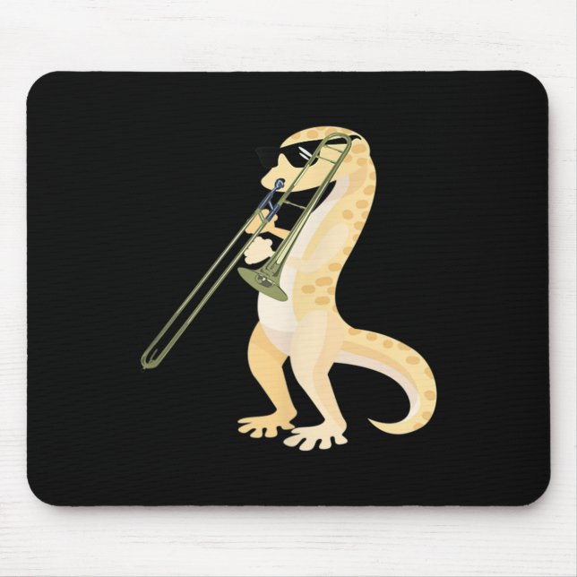 Mousepad Engraçado Gecko Vestindo Sungles Jogando Trombone  (Frente)