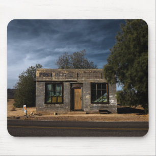 Mousepad Escritório de Posto abandonado em Kelso Californi