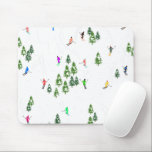 Mousepad Esquiadores Esquiando Ilustração Esqui Natal<br><div class="desc">design de esquiadores com tema esquiador no inverno legal com esquiadores esquiando pelas encostas do resort de esqui alpino entre as árvores cobertas de abetos em alpes. Os esquiadores Freeride estão vestindo ternos de esqui antigos coloridos, descida de esqui com esquis em um fundo branco de montanha de neve. Um...</div>