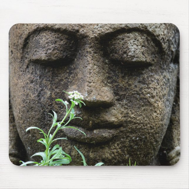 Mousepad Estátua de jardim em pedra com flor (Frente)