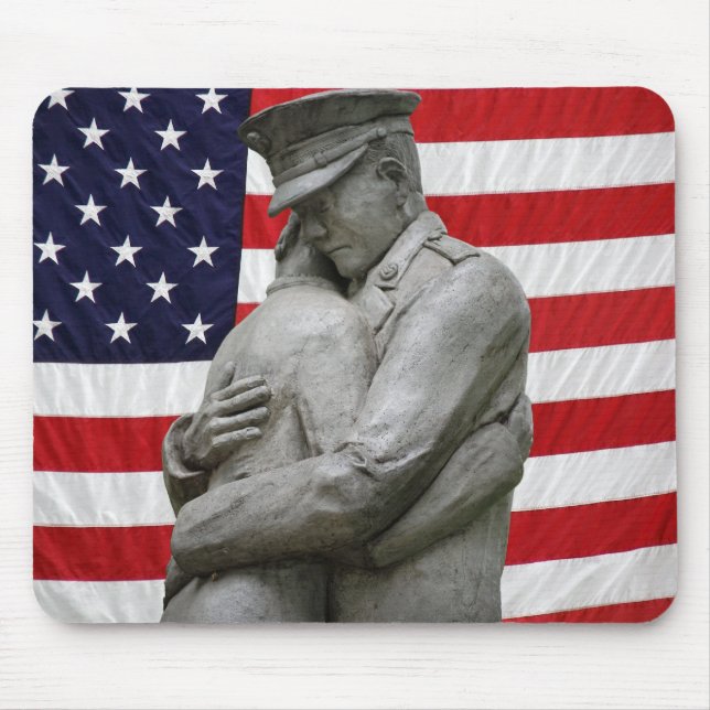 Mousepad Estátua Militar com Bandeira Americana (Frente)