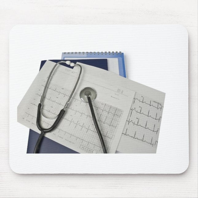 Mousepad estetoscópio médico em leituras do cardiogram EKG (Frente)