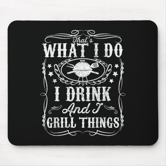 Mousepad Eu Bebo E Eu Giro Coisas Engraçadas Com O Presente (Frente)