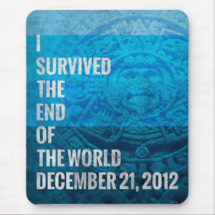 Mousepad Eu Sobrevivi ao fim do mundo