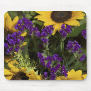 Mousepad EUA, close-up da arranjo de flores de noiva,