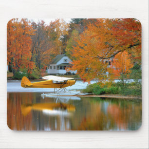 Mousepad EUA, Nova Inglaterra, New Hampshire. Avião anfíbio