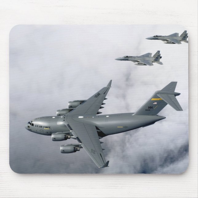 Mousepad F-15B Eagles escolta o primeiro C-17 baseado no Ha (Frente)