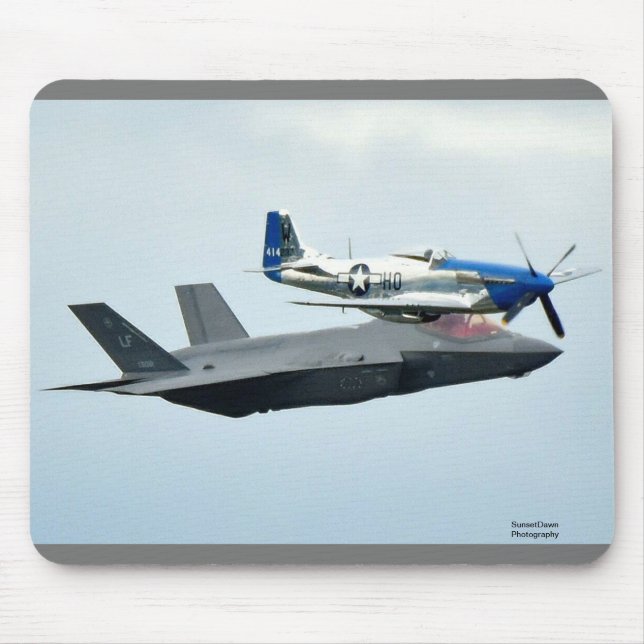 Mousepad F-35 Fighter Jet com o P-51 Mustang (Frente)