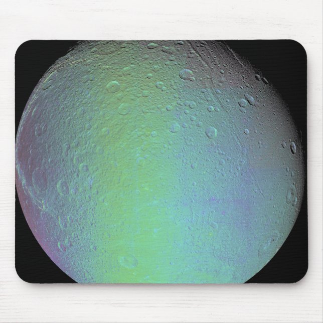 Mousepad Falsa vista colorida da lua de Saturno Dione (Frente)